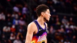 NBA: Booker scatenato, Golden State alza bandiera bianca