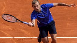 Tennis, Evans raggiunge Tsitsipas in semifinale a Montecarlo