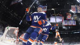 NHL: ok Islanders e Hurricanes, Washington ko