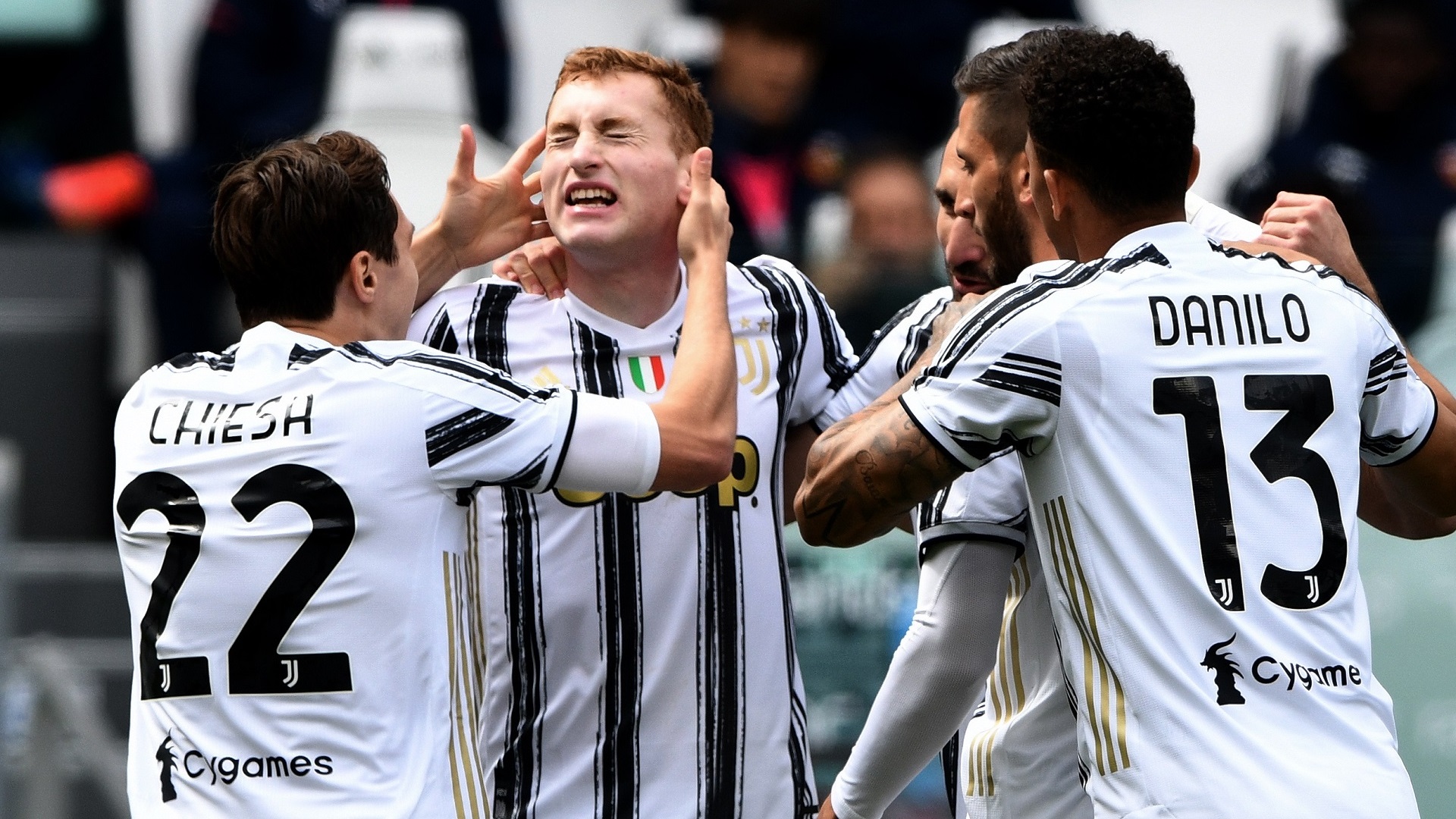 Serie A, Juventus-Genoa 3-1: le foto - Serie A, Juventus-Genoa 3-1: le foto  | Virgilio Sport