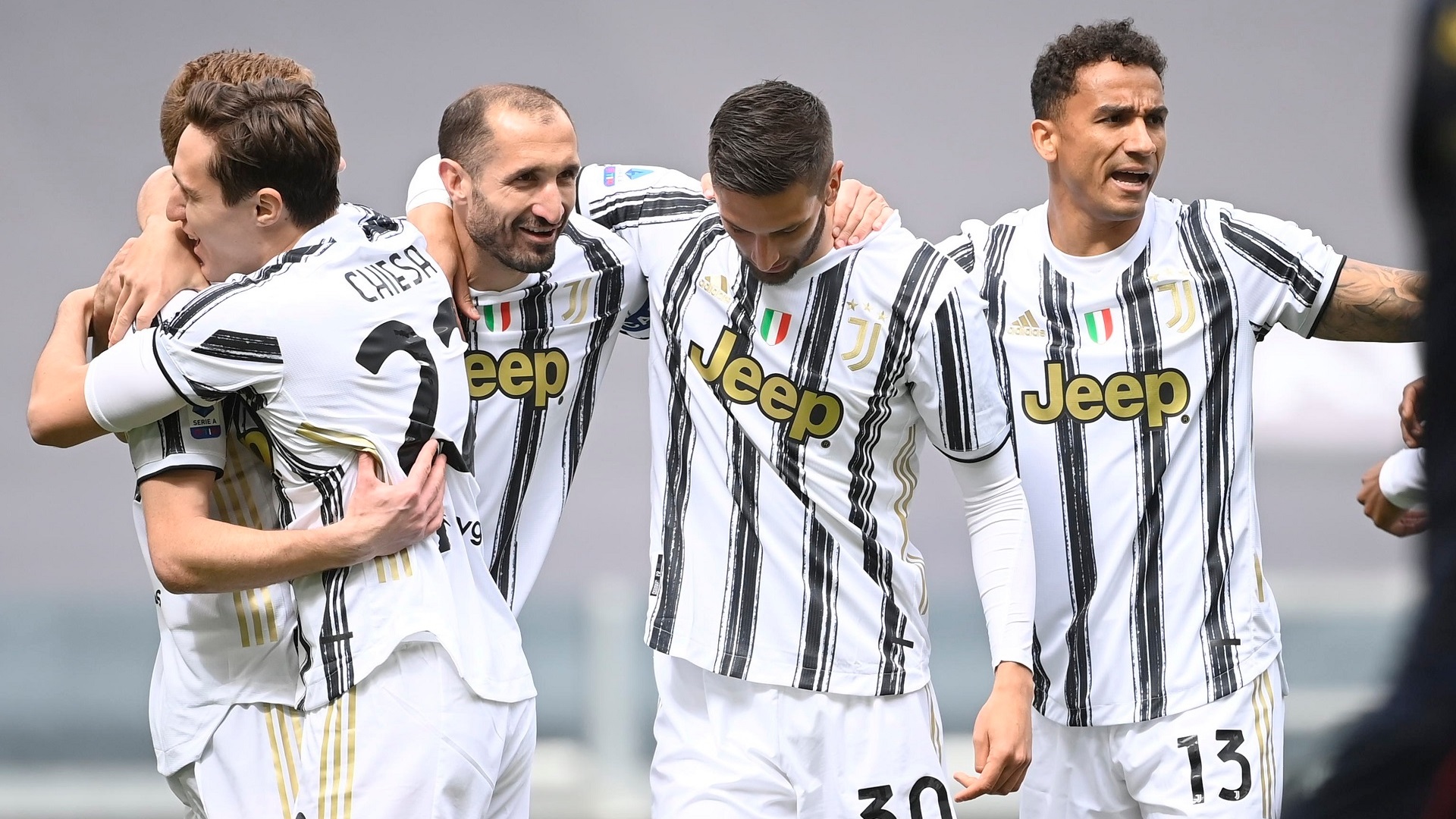 Serie A, Juventus-Genoa 3-1: le foto