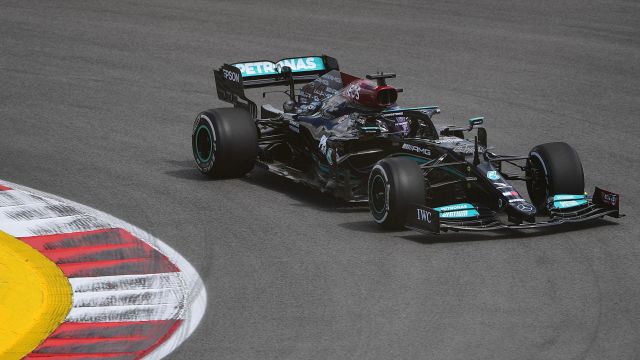 F1, il miglior tempo nella seconda sessione di libere è di Hamilton