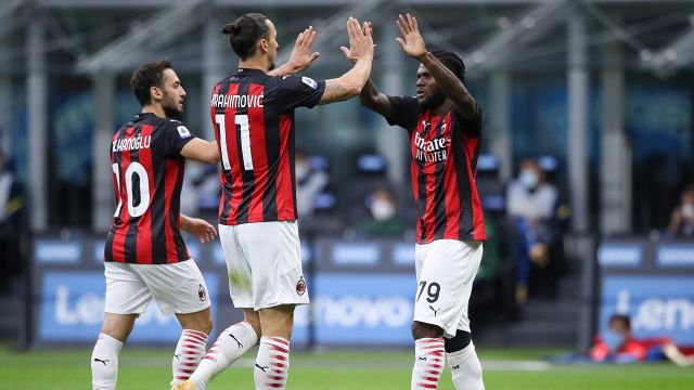 Mercato Milan: caos rinnovi, tifosi preoccupati
