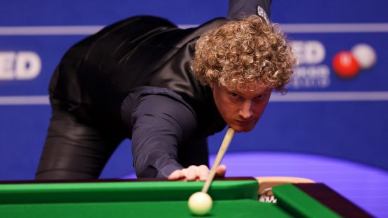 Snooker, mondiale: incanta Robertson, avanti Gilbert e Yan