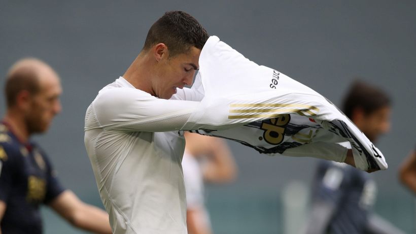 Juve, fa discutere il gesto di Cristiano Ronaldo: le parole di Andrea Pirlo