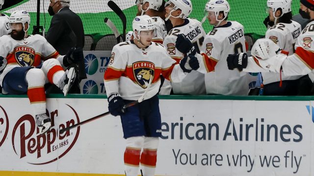 NHL: Vatrano rende felici i Panthers