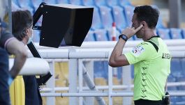 Arbitri: Di Bello è già in pista, Pezzuto fermato, incubo Abisso per l'Inter