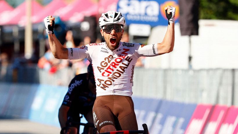Giro d'Italia: a Bagno di Romagna Vendrame vince la 12a tappa