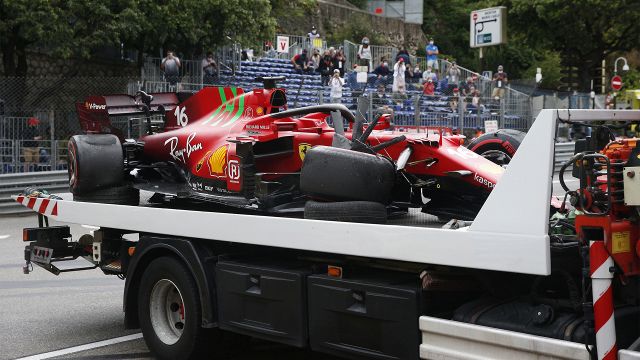 F1, Ferrari sotto accusa: i duri attacchi di due campioni del mondo