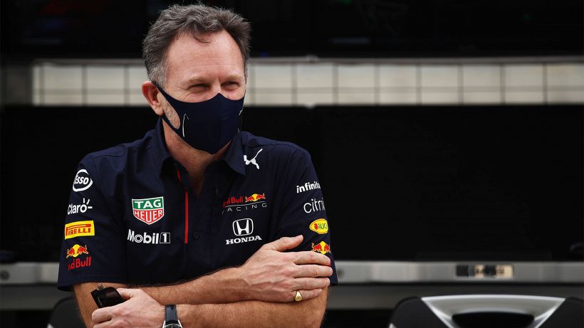 F1, Horner sta con Verstappen: "Anche Hamilton può sbagliare"