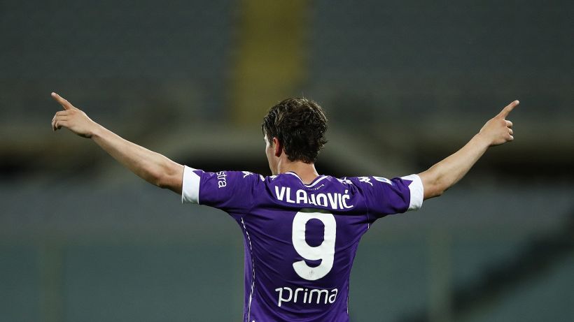 Dusan Vlahovic resta a Firenze