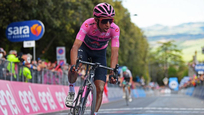 Giro d'Italia, Bernal: "Maxi caduta? Mi è andata bene"