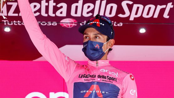 Giro d'Italia 2021, Bernal: "Maglia Rosa grossa responsabilità"