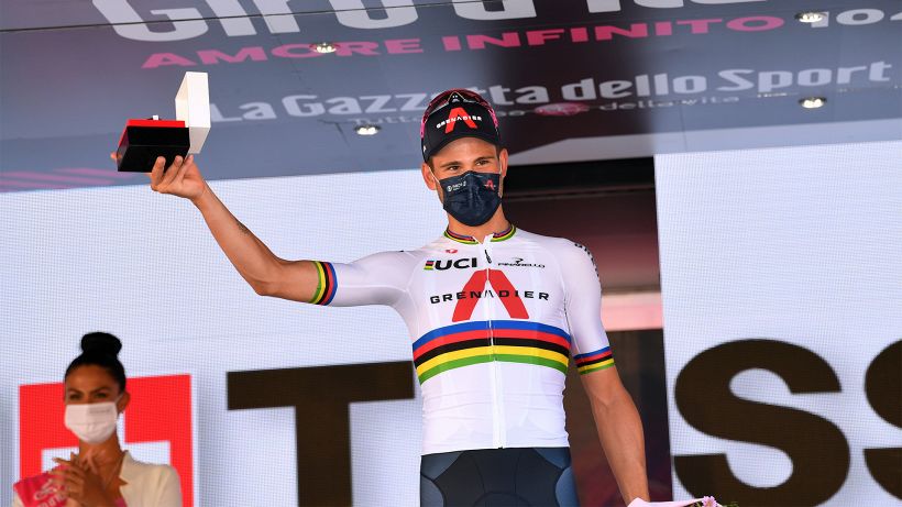 Giro d'Italia, Crono da campione per Ganna, lui esalta Bernal