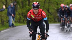 Giro d'Italia, Ewan vince a Cattolica. Dramma Landa, caduta e ritiro