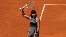 Naomi Osaka fa autocritica: “Non sono una professionista sulla terra"