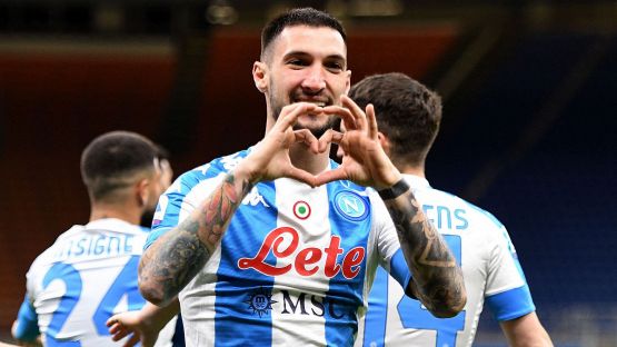 Di Lorenzo e Politano formato Europei: a destra il Napoli vola