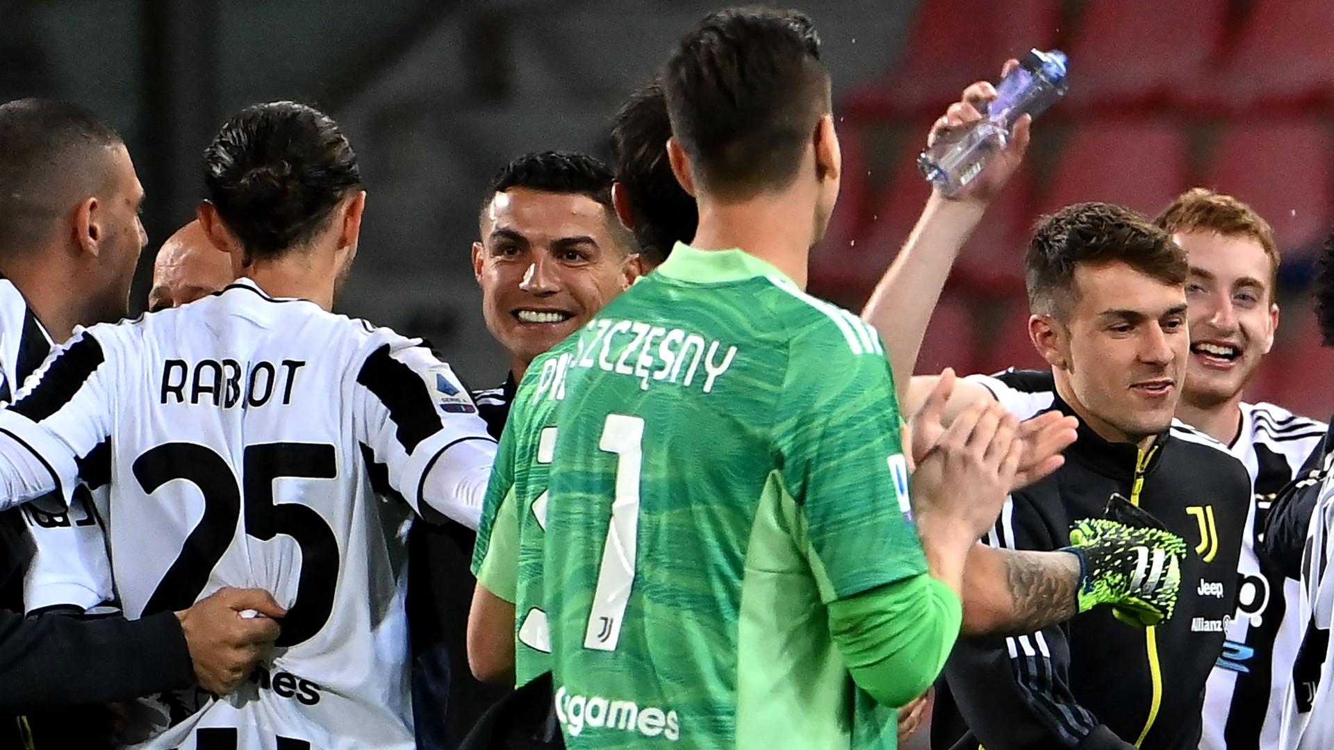 Serie A: Juventus in Champions dopo il 4-1 col Bologna, le foto - Serie A:  Juventus in Champions dopo il 4-1 col Bologna, le foto | Virgilio Sport