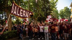 La festa della Salernitana finisce in tragedia: muore un tifoso