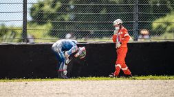 Frattura all'avambraccio destro per Alex Rins