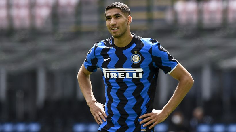 Inter, agente Hakimi: "Ama Milano, ma ha un contratto col Psg"
