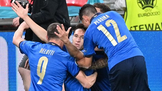 Euro 2020, Chiesa e Pessina gol: Italia ai quarti, ma che sofferenza