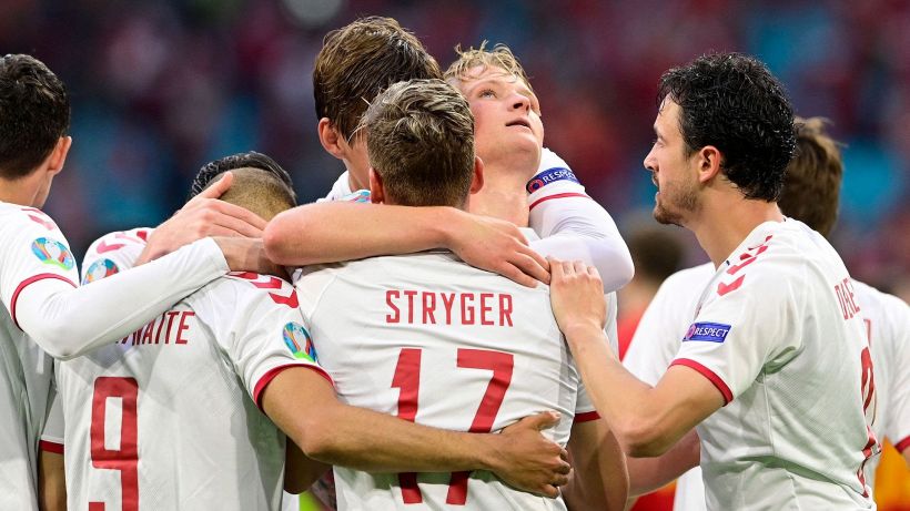 Euro 2020: continua la favola della Danimarca, Galles travolto
