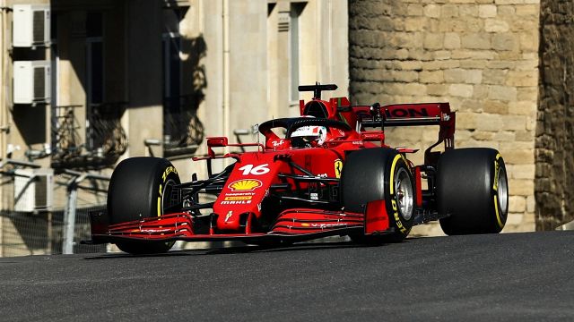 F1, libere Baku: brillano ancora la Ferrari e Leclerc, Mercedes indietro
