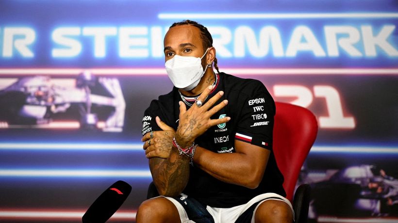 F1, Silverstone apre al 100% al pubblico. Ma Hamilton è dubbioso