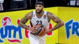 Basket, tegola per l'Olimpia: si ferma Malcolm Delaney