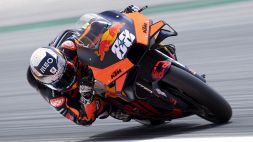 Motogp, Oliveira vince a Barcellona! Pericolo Quartararo, cade Rossi