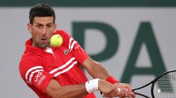 Roland Garros, anche Djokovic al secondo turno