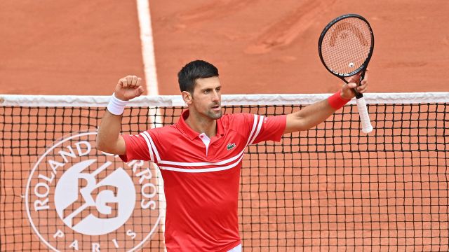 Djokovic negli ottavi del Roland Garros dove trova Musetti