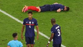 Euro 2020, Francia-Germania: paura per Pavard che sviene in campo