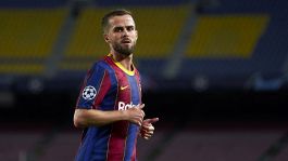 Pjanic: "Via dal Barça? Non voglio parlarne"