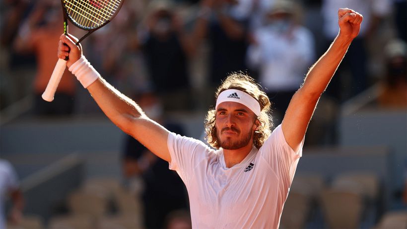 Roland Garros, Tsitsipas conquista la sua prima finale Slam: Ko Zverev al 5°