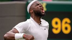 Wimbledon, prima sorpresa: Tiafoe elimina Tsitsipas in 3 set