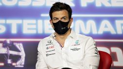 F1, Toto Wolff non vuole gettare la spugna nella lotta alle Red Bull