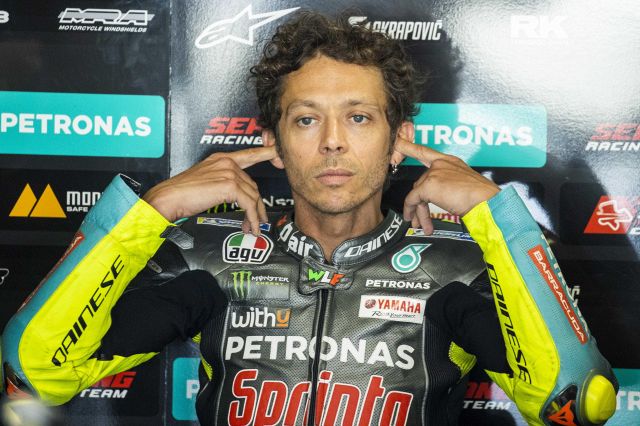 MotoGP, Rossi: "Insopportabile". Parole dure sul futuro di Valentino
