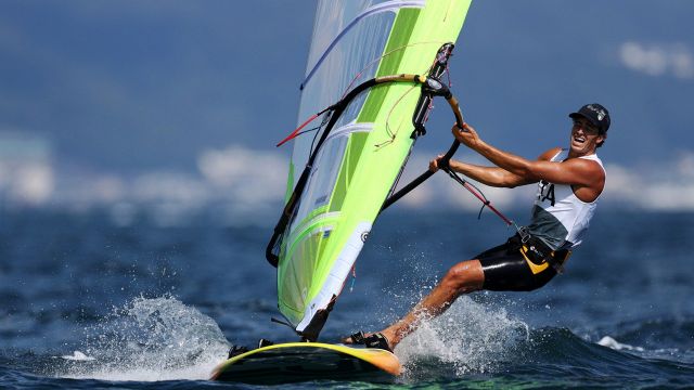 Tokyo, windsurf: Camboni in testa, speranza medaglia