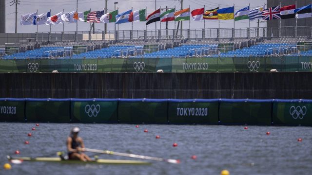 Tokyo 2020, sospesi per doping atleti russi del canottaggio
