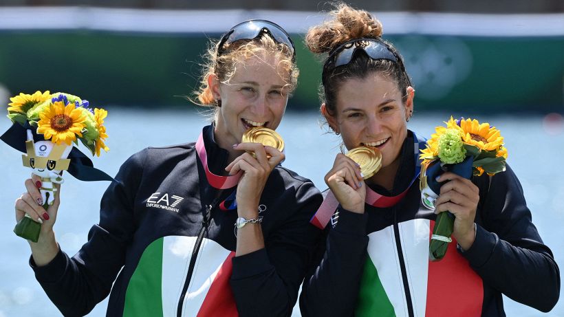 Tokyo 2020, il canottaggio rialza l'Italia: oro e bronzo nel doppio pesi leggeri