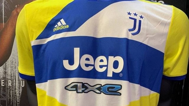 Juve, on the web the photos of the shirt that indignant the fans