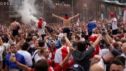Euro 2020, Italia-Inghilterra: caos a Wembley, tensione e risse tra i tifosi