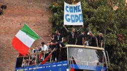 Festa degli azzurri a Roma: il giallo del pullman scoperto