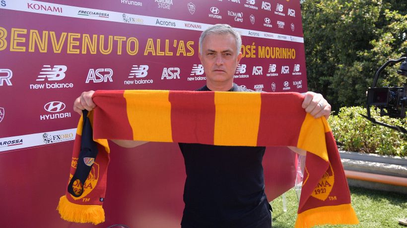 Roma, José Mourinho si presenta: le prime parole del tecnico