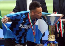 Inter, la scelta del campione spaventa i tifosi nerazzurri
