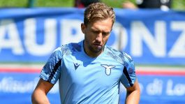 Liverpool, l'ex Lazio Leiva provoca il City: "Ho vinto una Premier?"