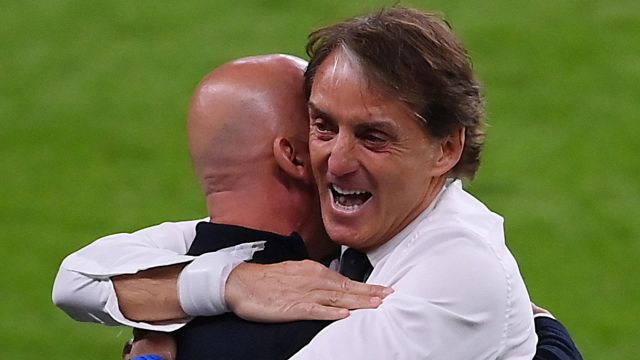 While waiting for Wembley, Roberto Mancini makes a special dedication to Vialli