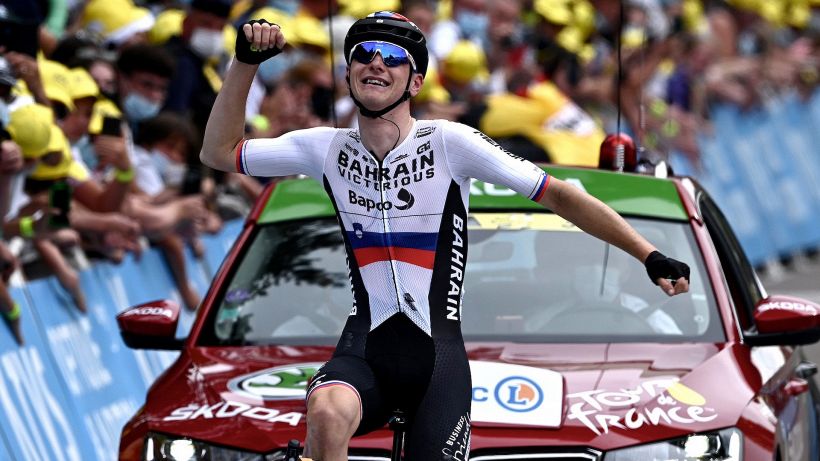 Tour de France: Mohoric vince una bellissima settima tappa, Van der Poel sempre più leader